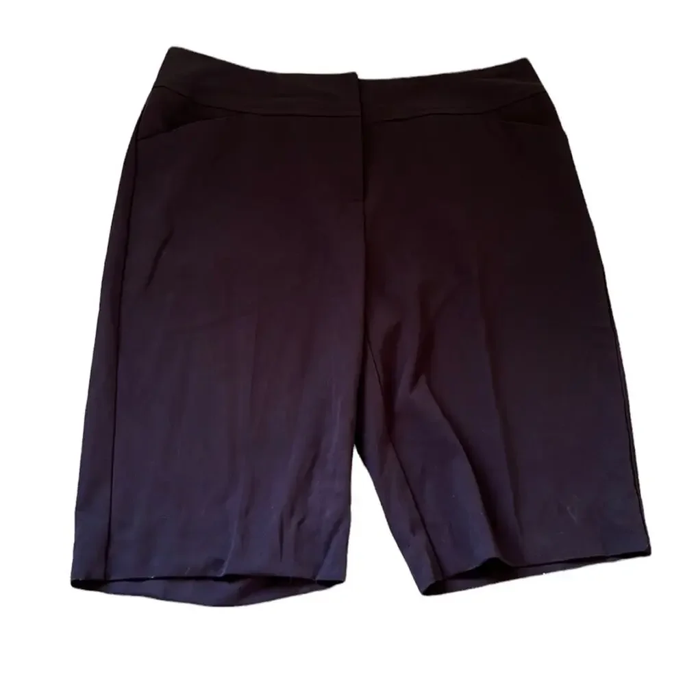 Worthington Petite Black Bermuda Polyester Blend Shorts